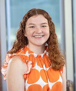 https://www.clemson.edu/cuhonors/admissions/ambassador_portal/profile_pictures/makenzj.jpg