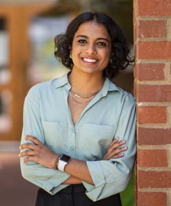 https://www.clemson.edu/cuhonors/admissions/ambassador_portal/profile_pictures/yrpatel.jpg