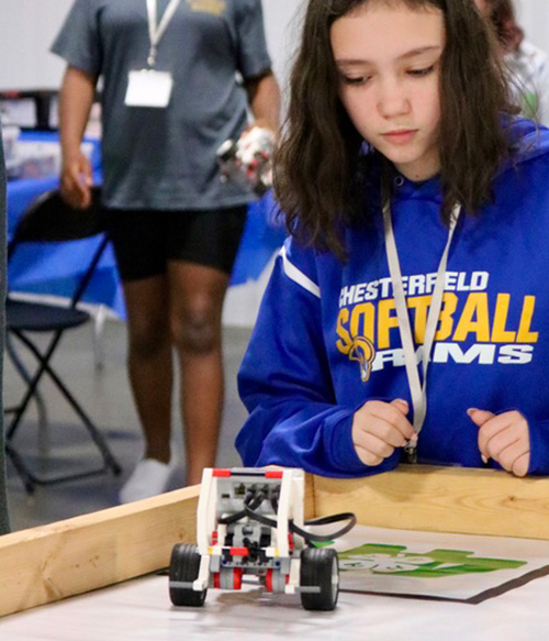 kids working on their lego robots