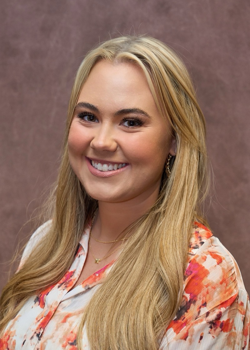 Headshot of Meredith Barner.