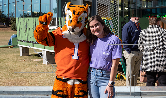 Katherine Harland with Tiger Cub at Tigerama